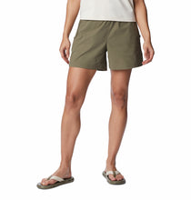 Load image into Gallery viewer, Columbia Women&#39;s Leslie Falls™ Shorts (Stone Green)
