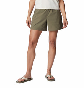 Columbia Women's Leslie Falls™ Shorts (Stone Green)