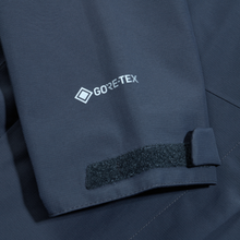 Load image into Gallery viewer, Berghaus Men's Hillwalker Interactive 2L Gore-Tex Jacket (Carbon/Black)