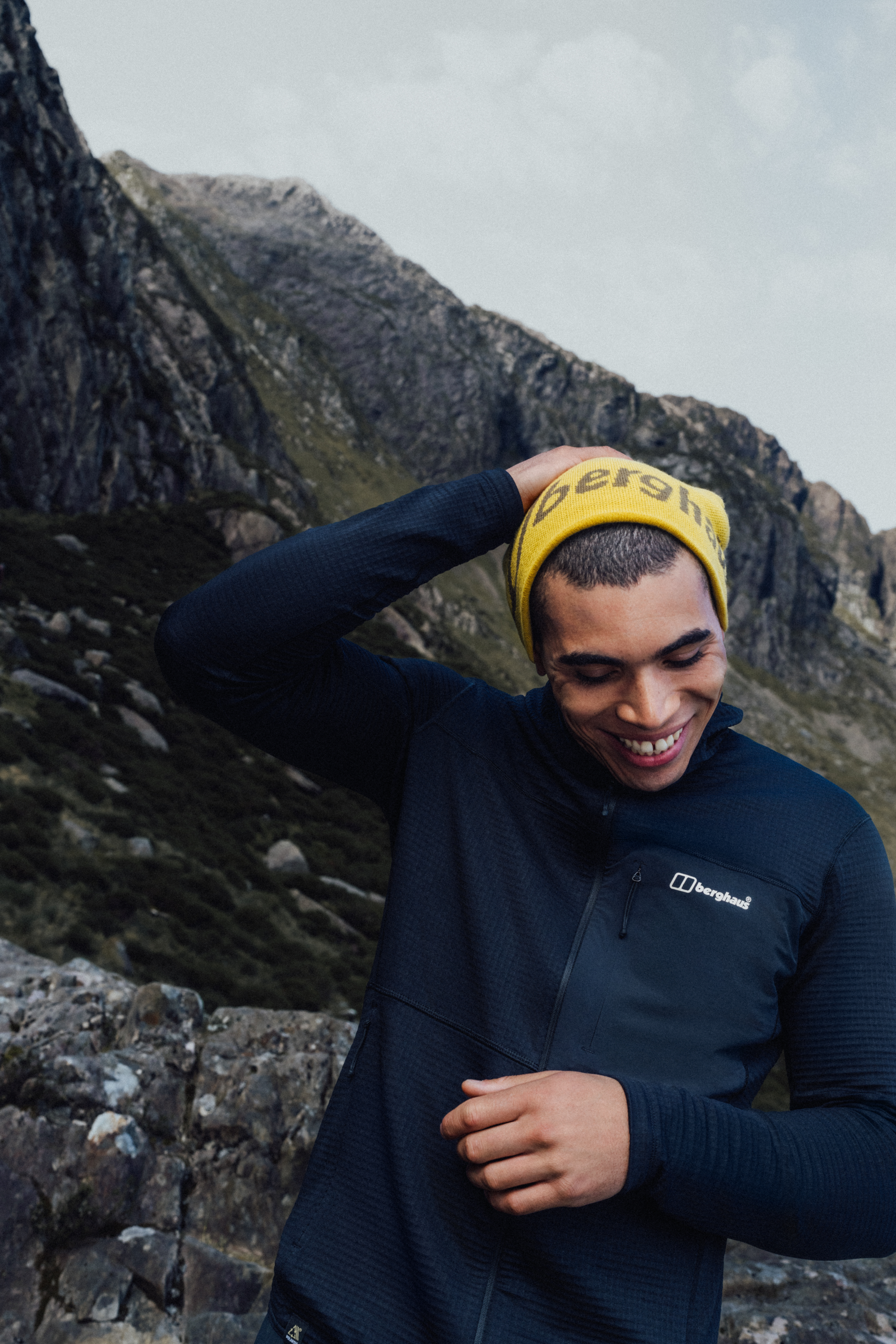 Berghaus Men's Ridge-Hiker Hooded Full Zip Fleece (Jet Black)