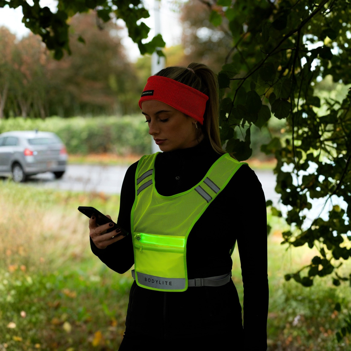 Bodylite Gear Unisex LED Reflective Vest (Neon Yellow)