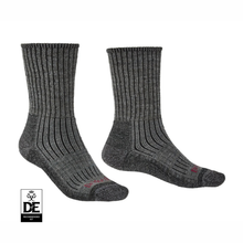 Load image into Gallery viewer, Bridgedale Men's Hike Midweight Merino Comfort Boot Length Socks (Charcoal)