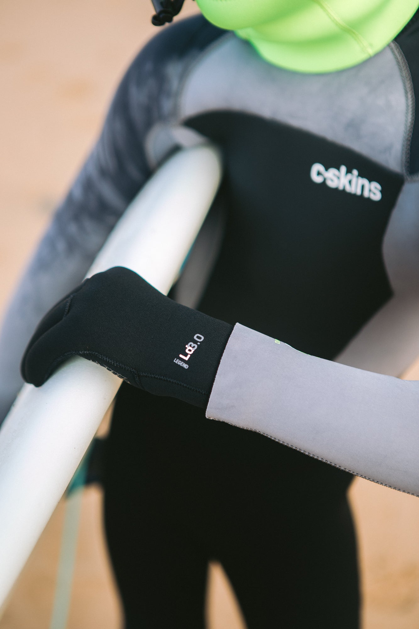 C-Skins Junior Legend GBS Neoprene Thermal Swim/Watersports Gloves (Black)(3mm)