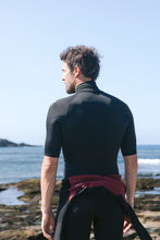 Load image into Gallery viewer, C-Skins Men's NuWave Rash X Short Sleeve Rash Vest (Black)