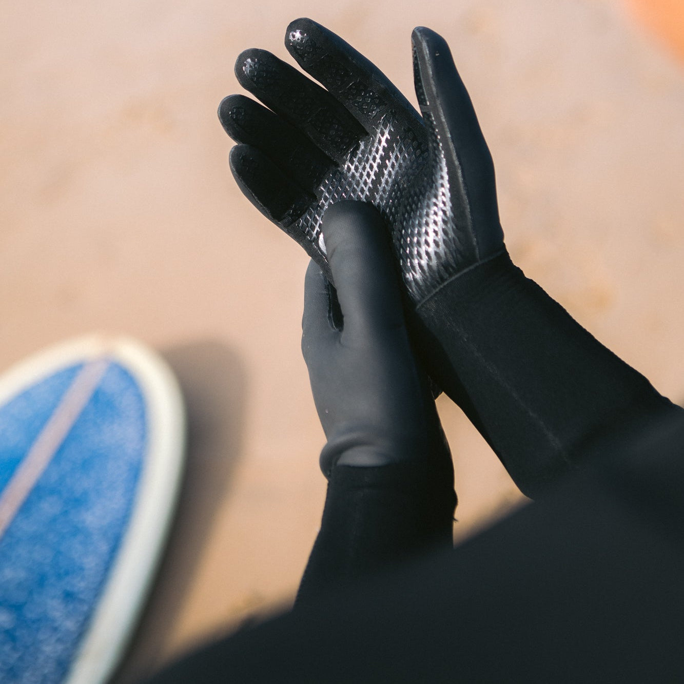 C-Skins Unisex Session GBS Neoprene Thermal Swim/Watersports Gloves (Black/Black)(3mm)
