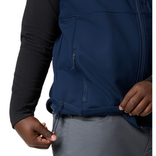 Load image into Gallery viewer, Columbia Men's Ascender II Softshell Vest (Collegiate Navy)