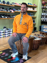 Load image into Gallery viewer, Columbia Men's Helvetia II Half Snap Fleece Top (Summer Orange)