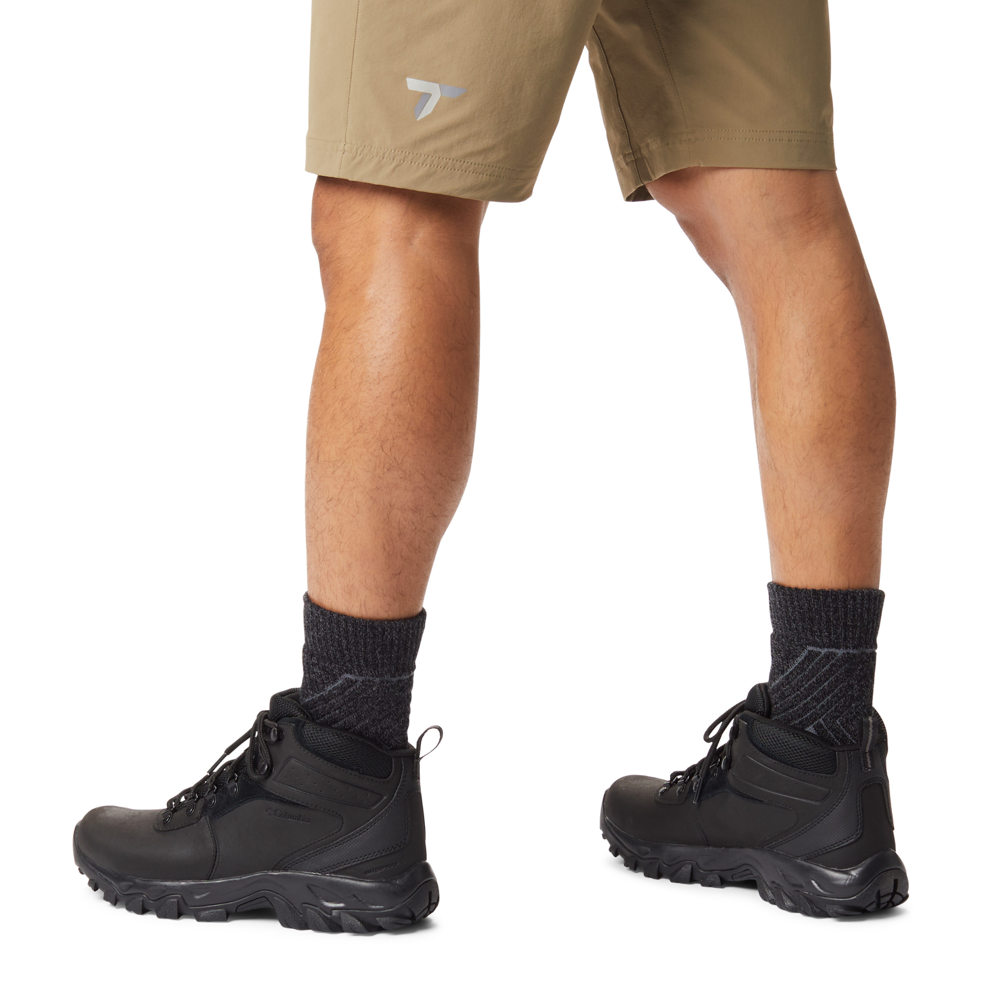 Columbia Men's Newton Ridge Plus II Waterproof Trail Boots (Black)