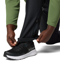 Load image into Gallery viewer, Columbia Men's Vast Canyon Softshell Trousers (Black)