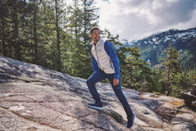 Load image into Gallery viewer, Columbia Men's Vast Canyon Softshell Trousers (Collegiate Navy)