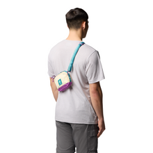 Load image into Gallery viewer, Columbia Trail Traveler Hip Pack (2L)(Lemon Wash/Razzle/River Blue)