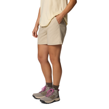 Load image into Gallery viewer, Columbia Women's Cedar Crest Shorts (5in)(Ancient Fossil)