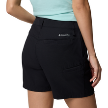 Load image into Gallery viewer, Columbia Women's Leslie Falls II Shorts (5in)(Black)