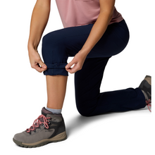 Load image into Gallery viewer, Columbia Women's Leslie Falls II Trousers (Collegiate Navy)