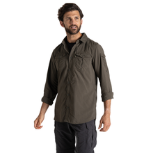 Load image into Gallery viewer, Craghoppers Men's Nosilife Adventure III UPF50 Long Sleeve Shirt (Woodland Green)
