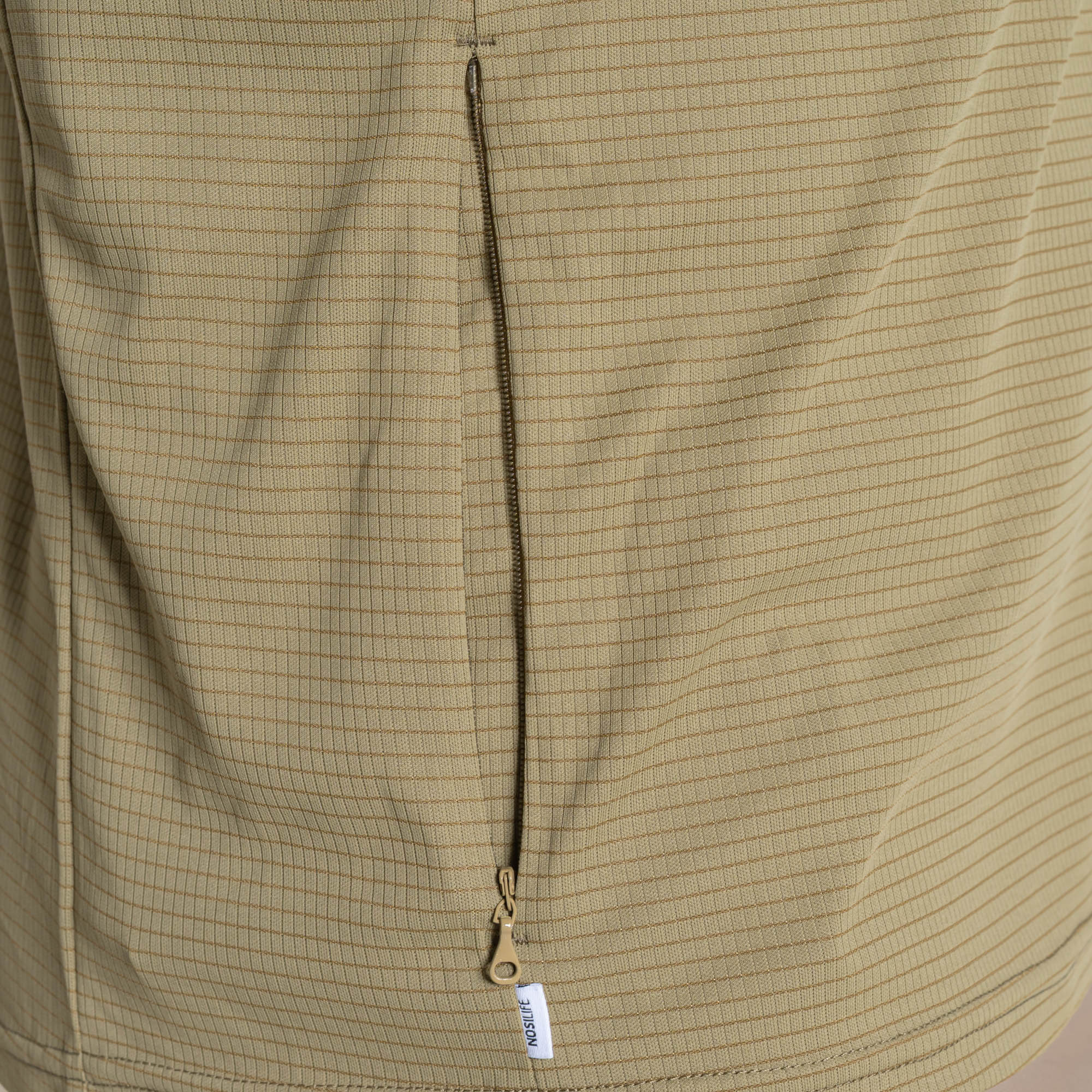 Craghoppers Men's Nosilife SolarShield+ UPF50 Half Zip Technical Top (Cardamon)