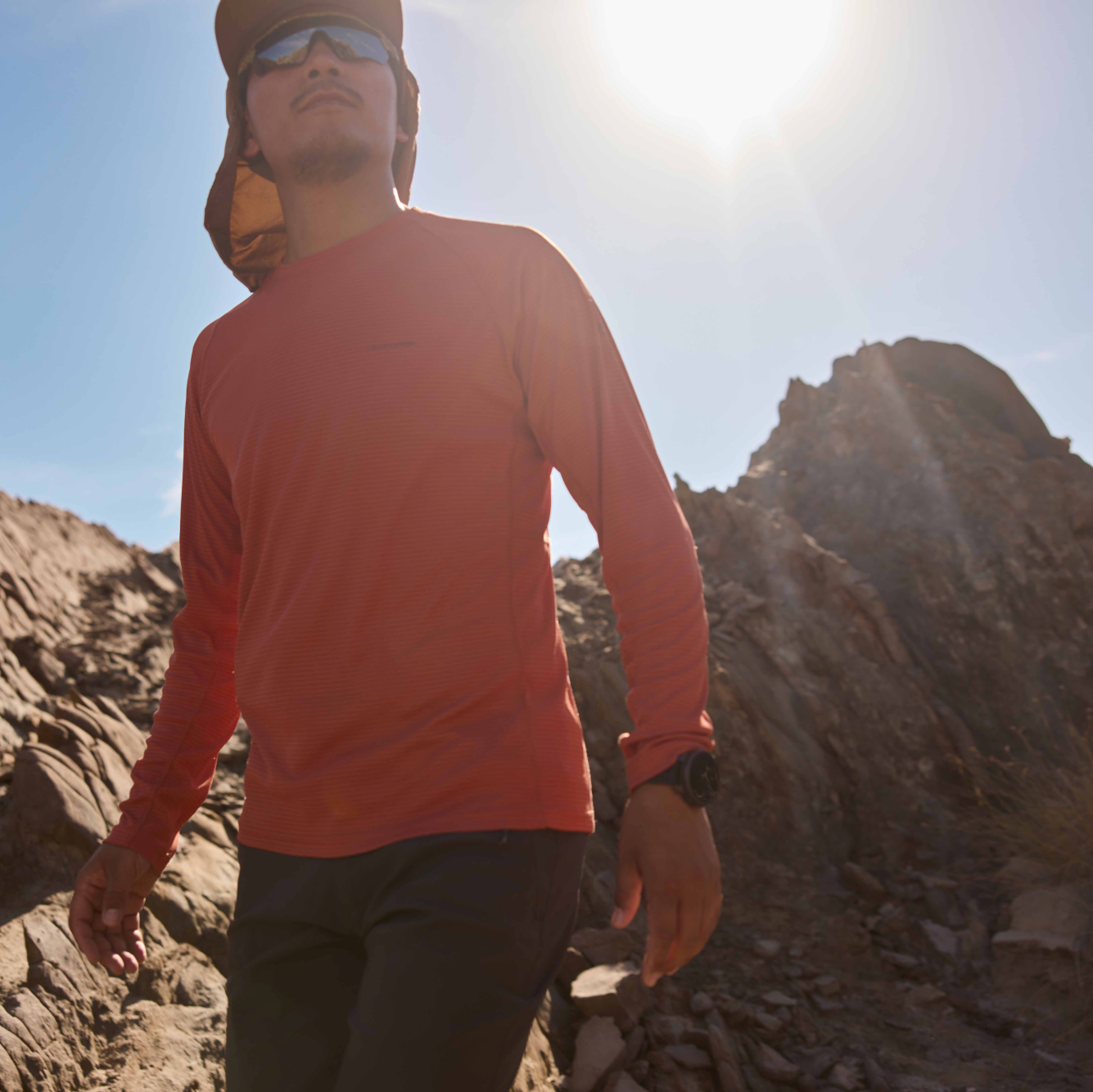 Man wearing Craghoppers Unisex Nosilife Desert III Sun Hat Pebble 695 CMC132 in the sun
