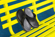 Load image into Gallery viewer, Crocs Unisex InMotion Clogs (Black)