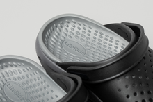 Load image into Gallery viewer, Crocs Unisex InMotion Clogs (Black)