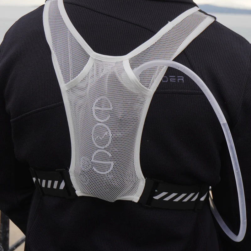 Eos Elite 700ml Water Bladder with Drinking Tube Black EOS-WB-700 in a running vest