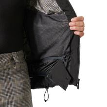 Load image into Gallery viewer, Helly Hansen Men's Bossanova Puffy Insulated Ski Jacket (Black)