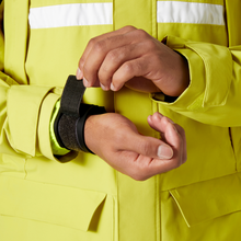 Load image into Gallery viewer, Helly Hansen Men's Pier 4.0 HT Waterproof Sailing Jacket (Cyber Lime)