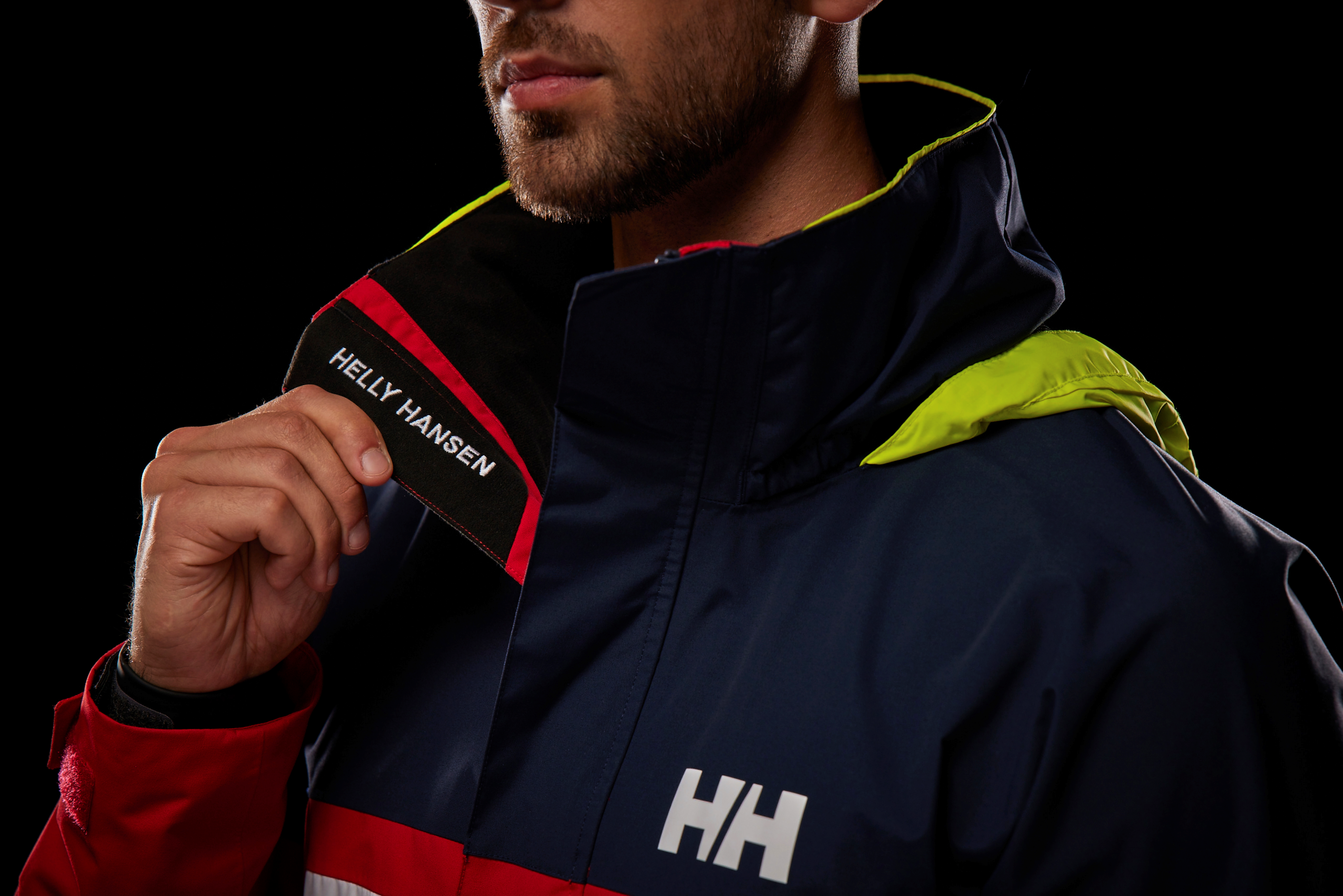 Helly Hansen Men's Pier 4.0 HT Waterproof Sailing Jacket (Red)