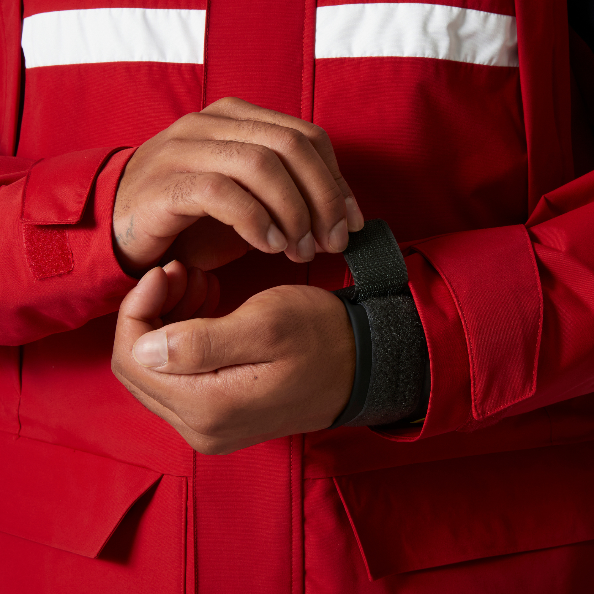 Helly Hansen Men's Pier 4.0 HT Waterproof Sailing Jacket (Red)