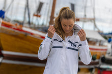 Load image into Gallery viewer, Helly Hansen Women's Salt Inshore HT Sailing Jacket (White)