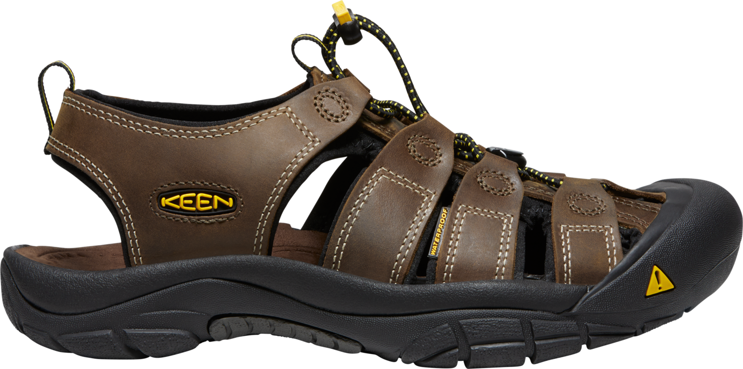 Keen Men's Newport Closed Toe Sandals (Bison)
