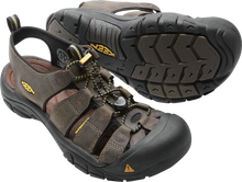 Load image into Gallery viewer, Keen Men's Newport Closed Toe Sandals (Bison)