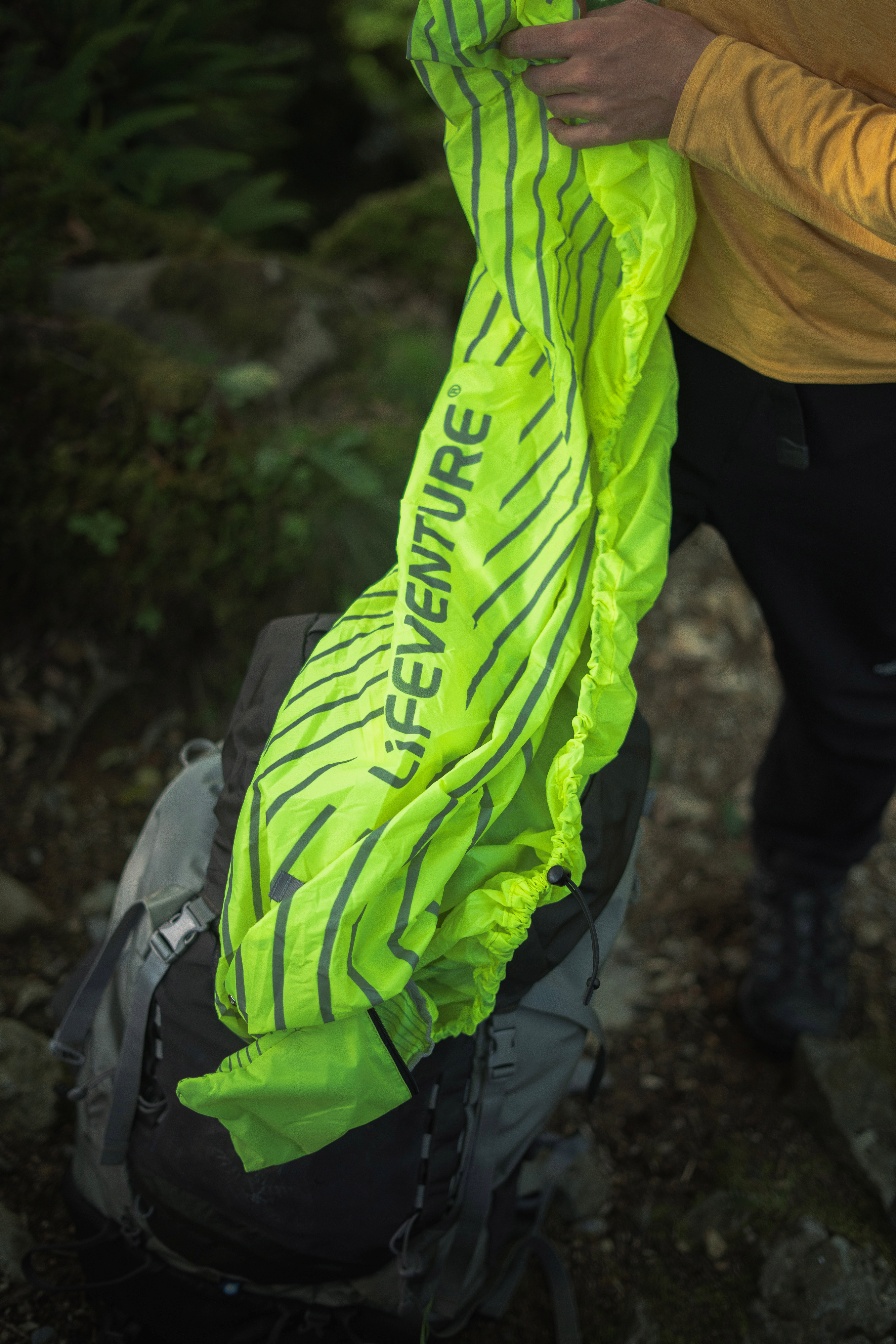 Lifeventure Rucksack Neon Yellow Raincover (65L)