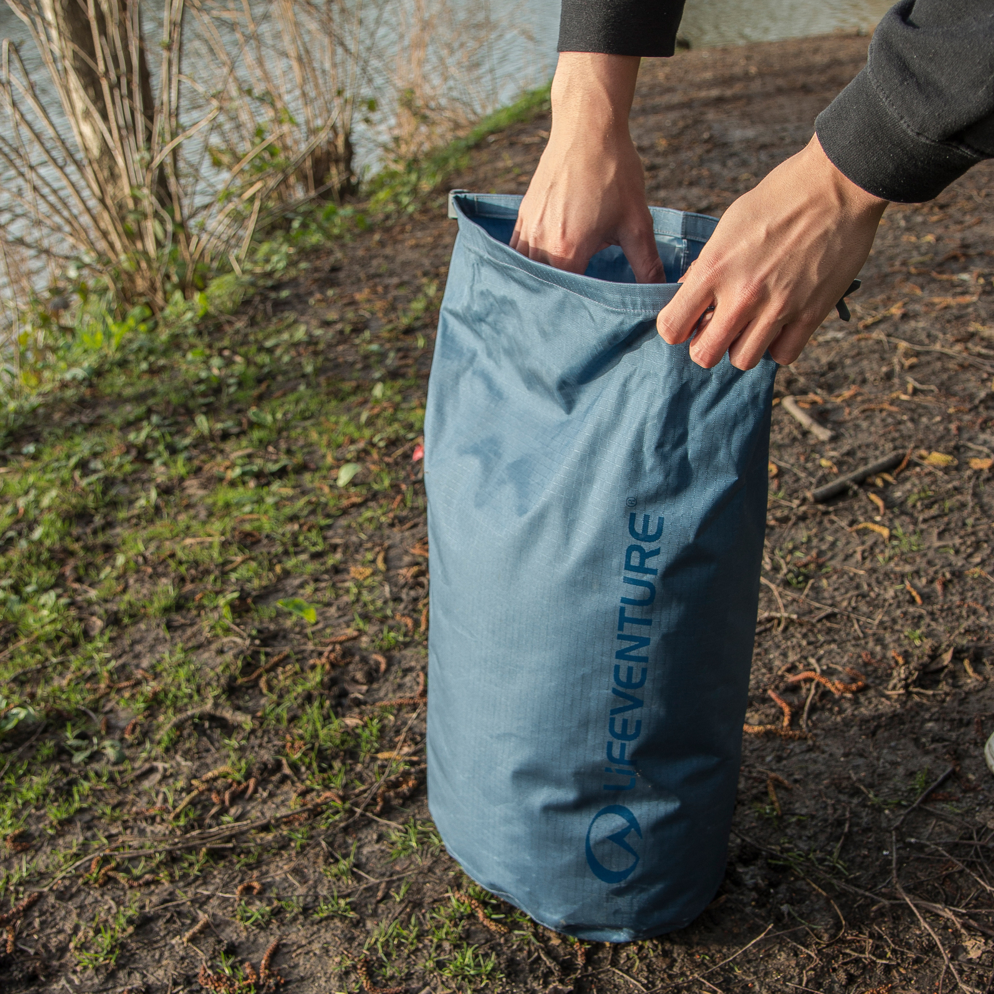 Lifeventure Storm 25L Dry Bag (Blue)