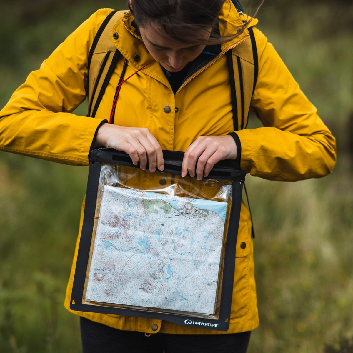 Lifeventure Waterproof IPX8 Map Case (Grey)