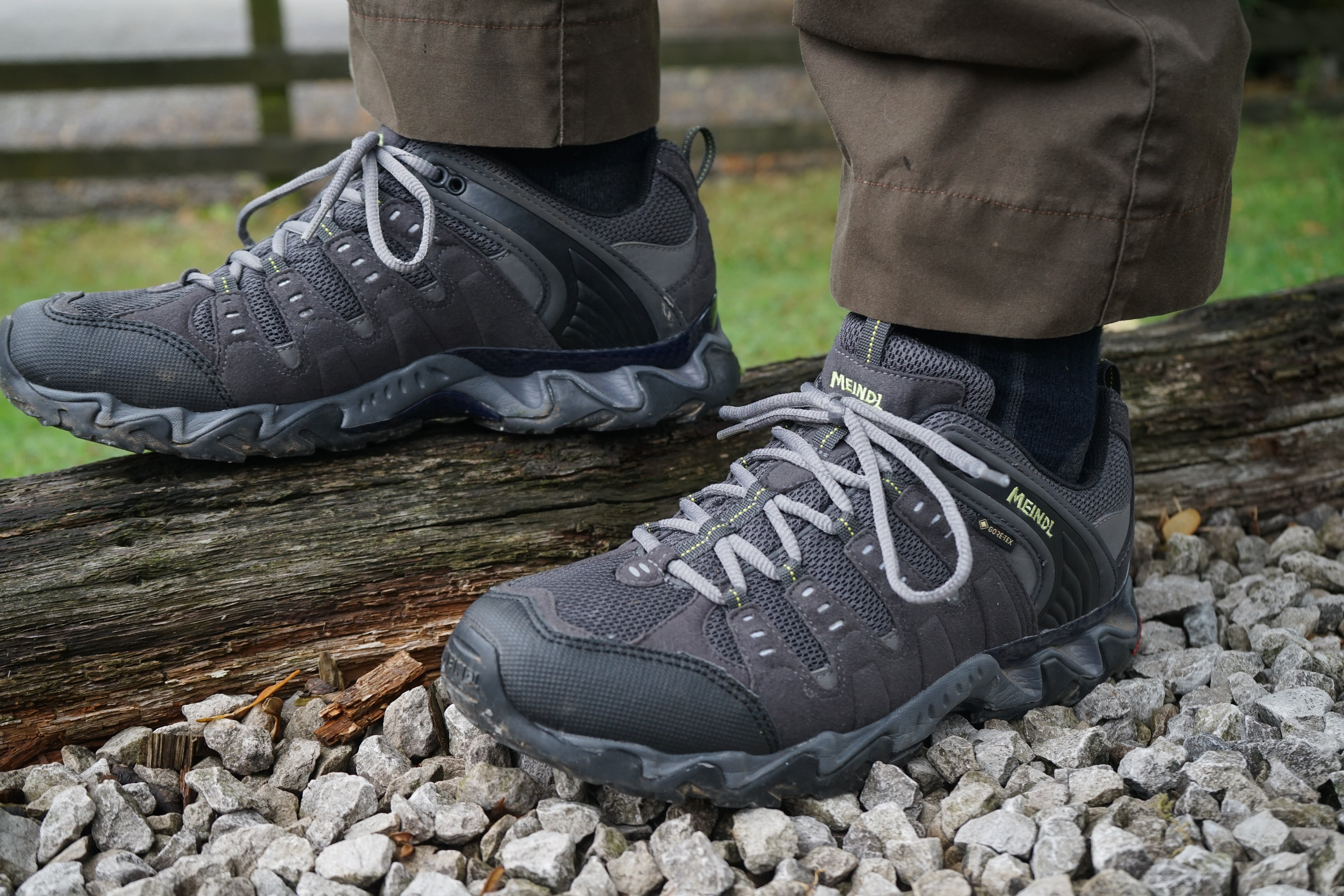 Meindl Men's Respond Gore-Tex Trail Shoes (Anthracite/Lemon)