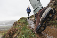 Load image into Gallery viewer, Meindl Men's Meran Gore-Tex Hillwalking Boots (Mahogany)