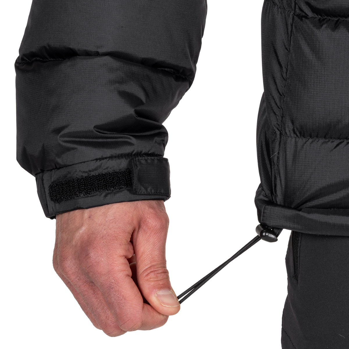 Mountain Equipment Men's Lightline 700 Fill Hooded Down Insulated Jacket (Black)