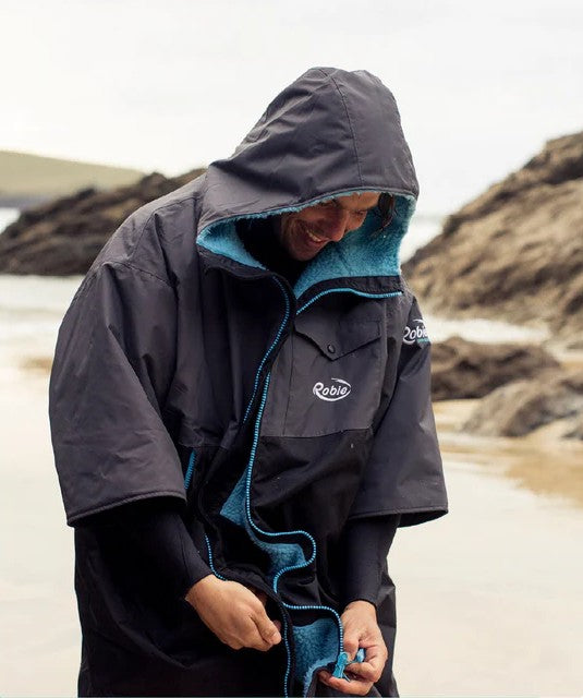 Robie Unisex Dry Series Recycled Long Sleeve Hardshell Changing Robe (Black/Charcoal/Blue Atoll)