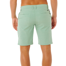 Load image into Gallery viewer, Rip Curl Men's Jackson 20in Boardwalk Shorts (Aloe)