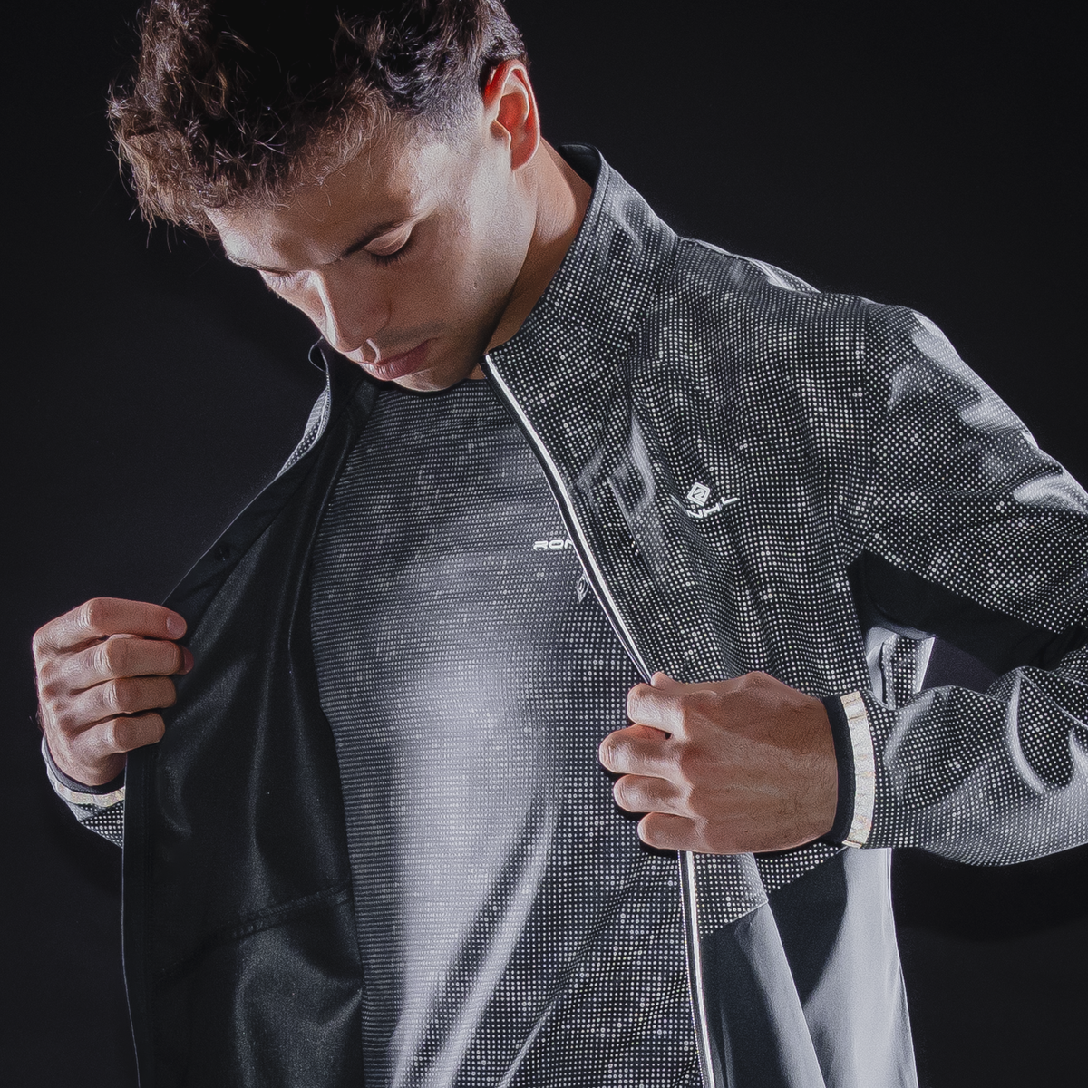 Ronhill Men's Tech Reflect Lux Jacket (Black/Reflect)
