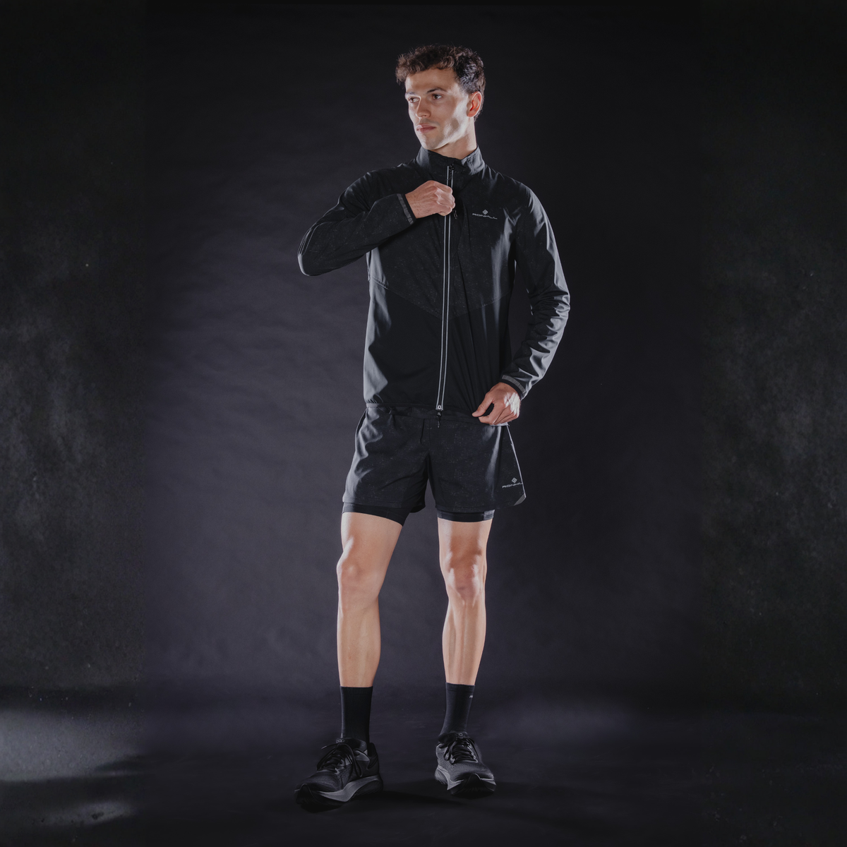 Ronhill Men's Tech Reflect Lux Jacket (Black/Reflect)