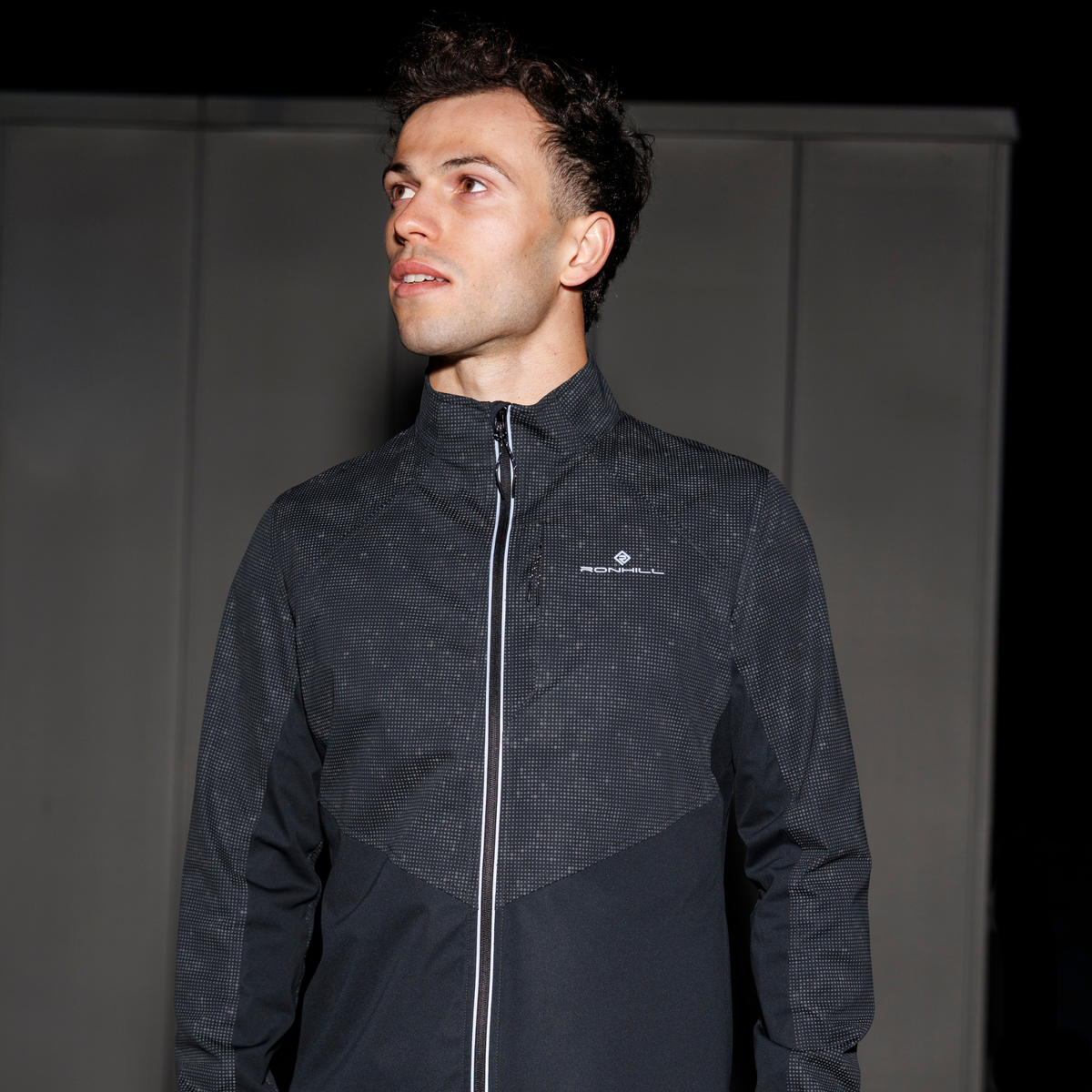 Ronhill Men's Tech Reflect Lux Jacket (Black/Reflect)