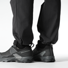Load image into Gallery viewer, Salomon Men's X Ultra 5 Gore-Tex Trail Shoes - WIDE FIT (Black/Asphalt/Castlerock)