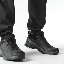 Load image into Gallery viewer, Salomon Men's X Ultra 5 Gore-Tex Trail Shoes - WIDE FIT (Black/Asphalt/Castlerock)