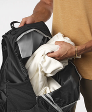Load image into Gallery viewer, Salomon Trailblazer 10L Daysack (Black/Alloy)(One Size)