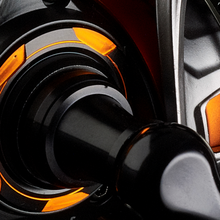 Load image into Gallery viewer, Savage Gear SG6 4000H Front Drag Spinning Reel + Aluminum Spare Spool