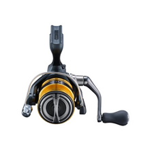Load image into Gallery viewer, Shimano Sahara FJ C5000 Spinning Reel