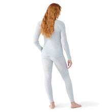 Load image into Gallery viewer, Smartwool Women&#39;s Classic Thermal Merino 250 Crew Neck Long Sleeve Base Layer Top (Winter Sky Heather)
