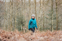 Load image into Gallery viewer, Sprayway Women's Atlanta Interactive 2L Waterproof Jacket (Blue Lagoon/Marine)