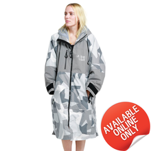 Load image into Gallery viewer, White Water Robes Unisex Hardshell Changing Robe - Adults (Artic Camo/Grey Lining)